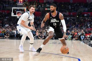 以其冷静的 以其冷静的