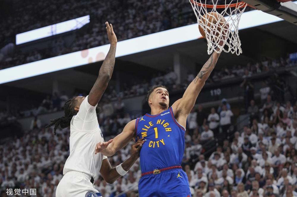 的竞争愈加 的竞争愈加